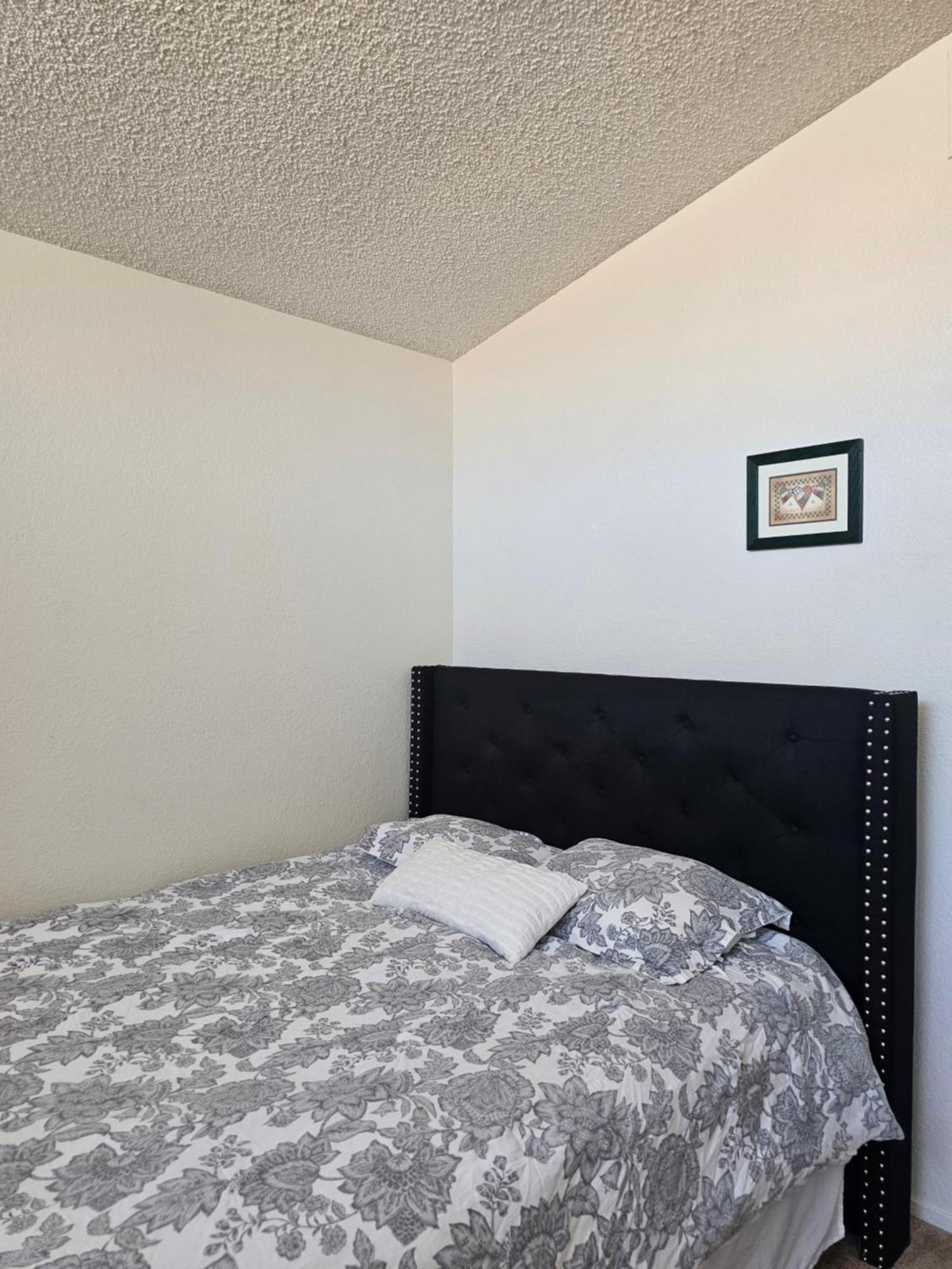 Nice Private Room In A House Close To Red Rock & Las Vegas Strip Eksteriør bilde